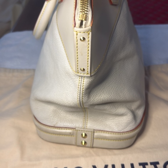 Louis Vuitton Lockit MM Suhali Leather Satchel - Picture 6 of 15